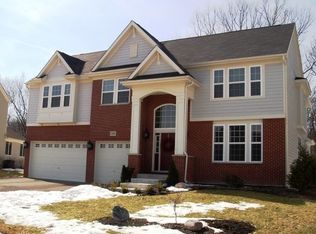 234 Regency Dr, Bartlett, IL 60103