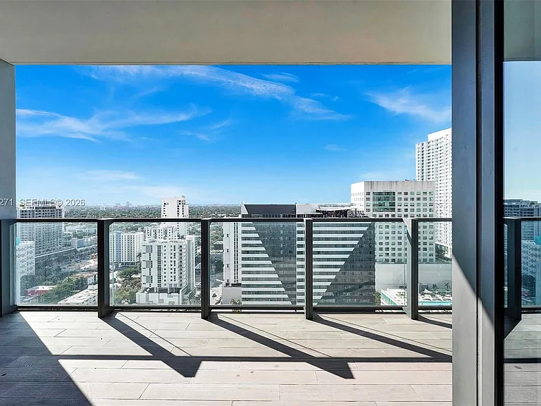 88 SW 7th St #2106 — Photo 39