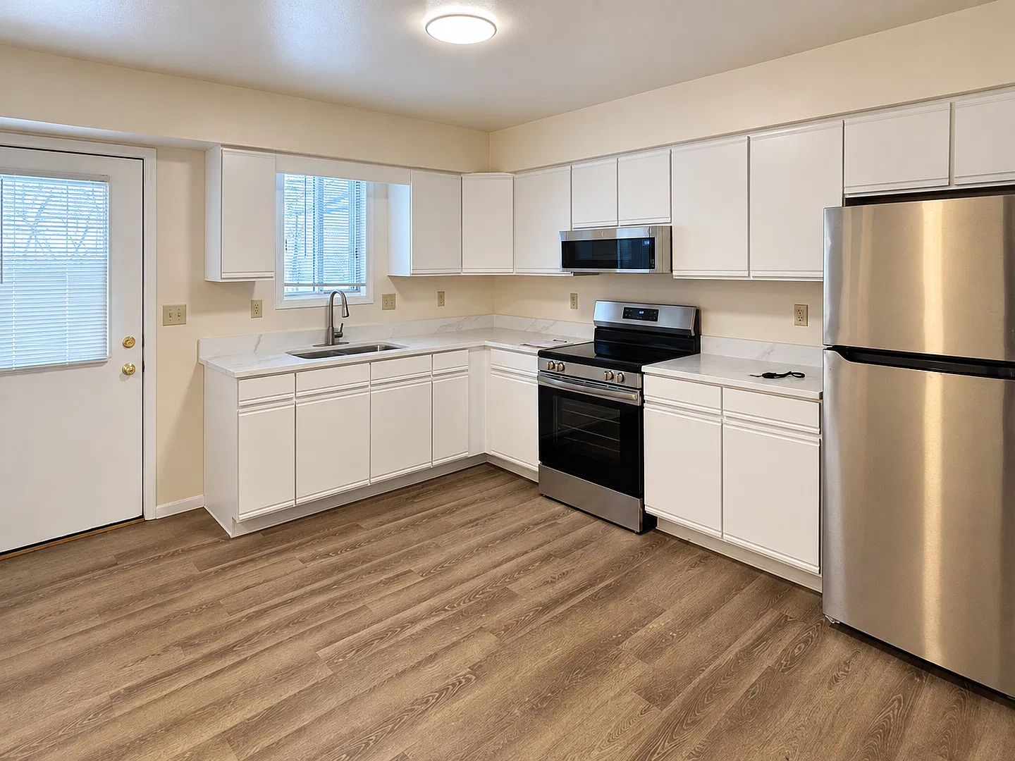Pine Meadow Townhomes — Photo 2