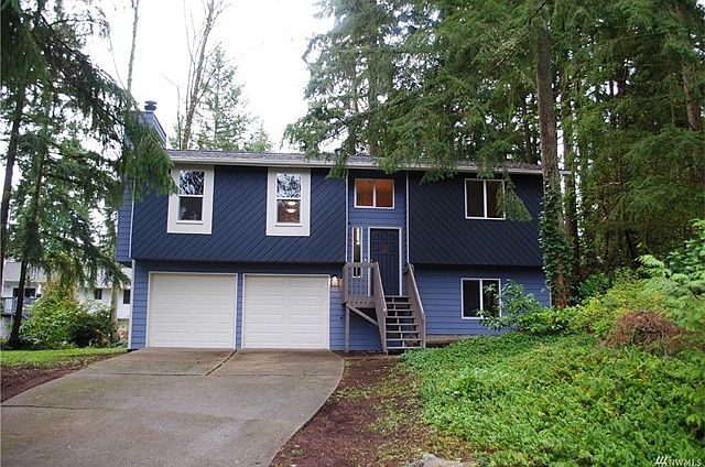 1st image of 3952 Fischer Park Ave NE