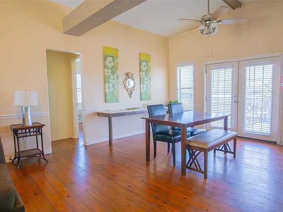 2nd image of 3927 Mason Dr #3927