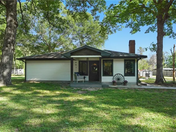 15927 Magnolia Park, Conroe, TX 77306