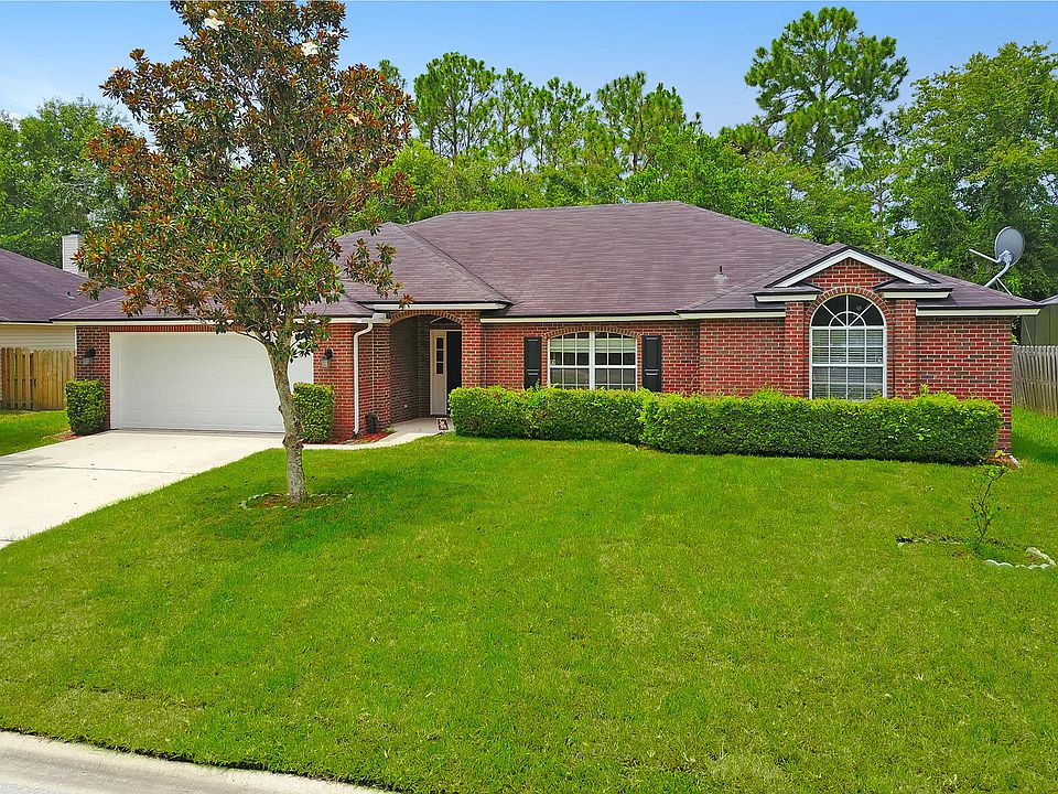 1st image of 12252 Lake Fern Dr