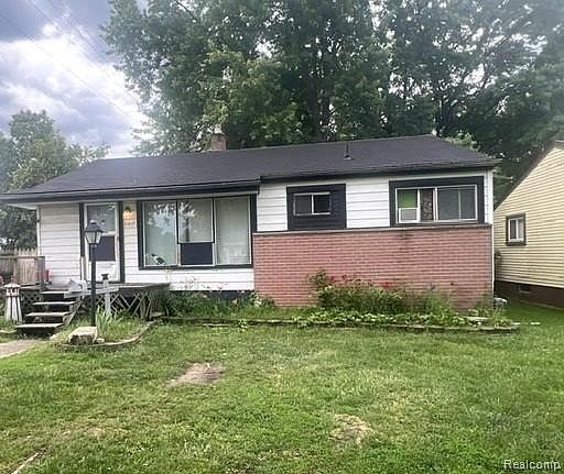 31415 Glen St, photo 2