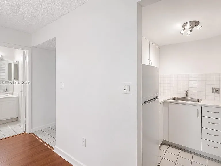 1650 NE 115th St #505 — Photo 7