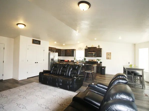 2338 E 4300 S, Vernal, UT 84078