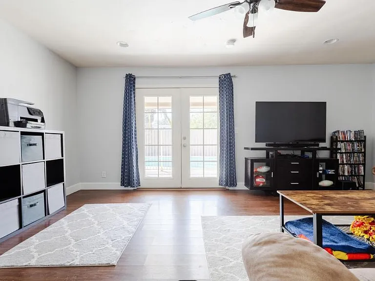 1823 E Brookdale St — Photo 15