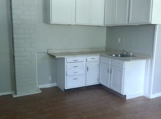 5127 Lee Rd #C, Maple Heights, OH 44137