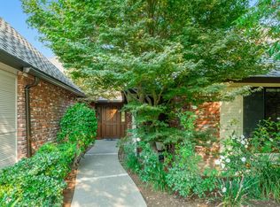 6660 N Stonebridge Dr, Fresno, CA