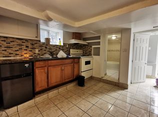 2 Lappin Ave, Toronto, ON M6H1Y4