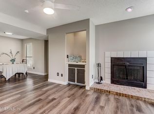 10200 Belle Rive Blvd APT 13, Jacksonville, FL 32256