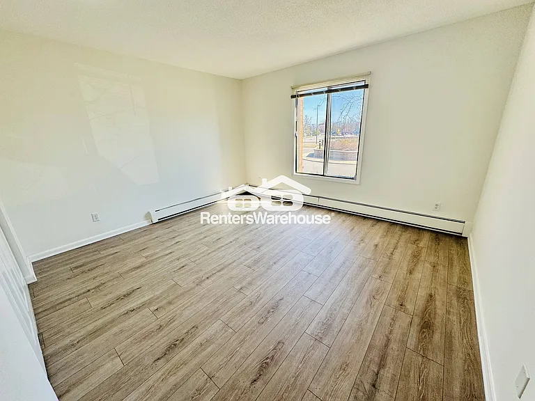 7330 York Ave S #101 — Photo 16