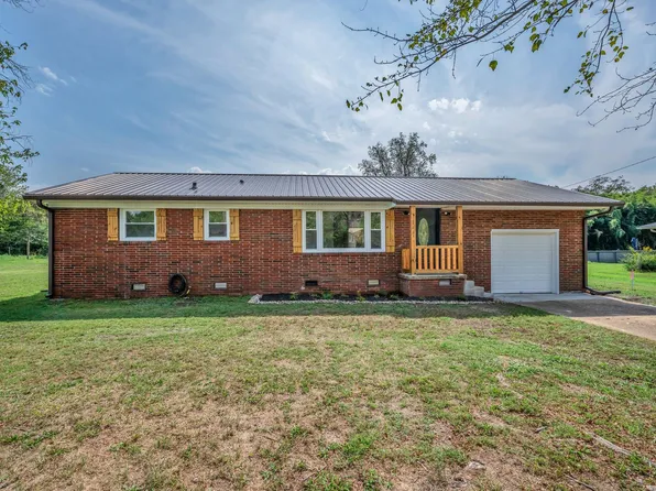 144 Park Cir, New Johnsonville, TN 37134