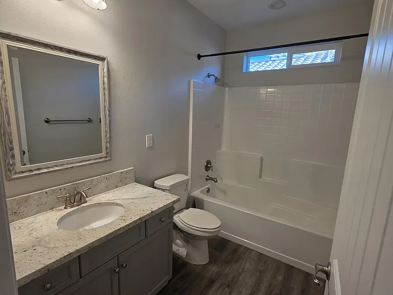 153 N Koleen Ave — Photo 11