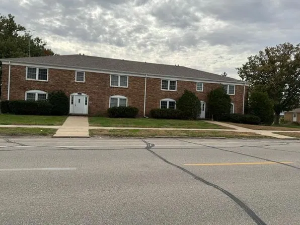 610 W Main St #1-4, Marshalltown, IA 50158