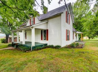 327 Grady Rd, Etowah, TN 37331