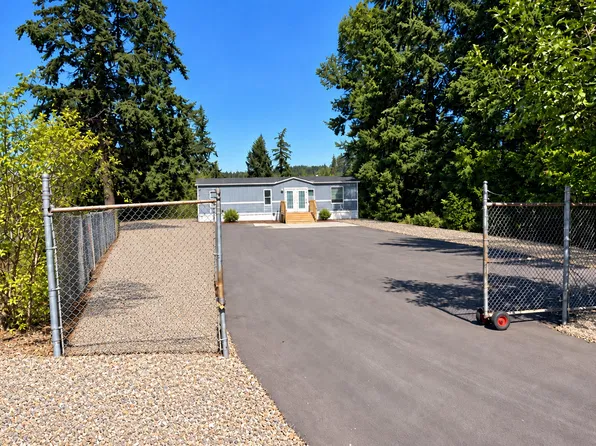 2 Military Rd E, Milton, WA 98354