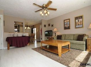 2110 Virginia Ave, Bellevue, NE 68005