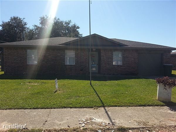 1090 Grant-6
