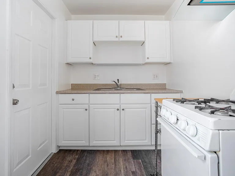 1412 Micheltorena St #1412 — Photo 11
