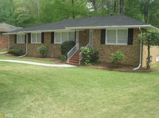 1028 Burnt Hickory Dr SW, Atlanta, GA