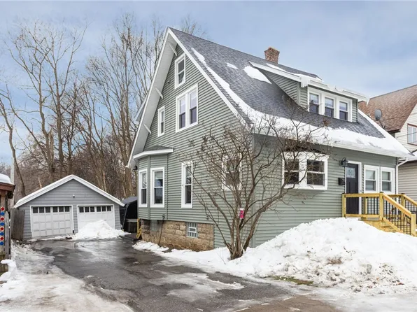 39 Dugan Pl, Rochester, NY 14612