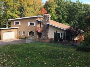 11129 Walnut Ridge Rd, Chesterland, OH 44026