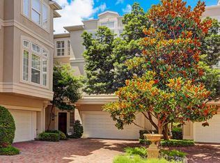 2712 Wroxton Rd, Houston, TX 77005