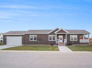 11765 Townsquare Blvd, Rockford, MI