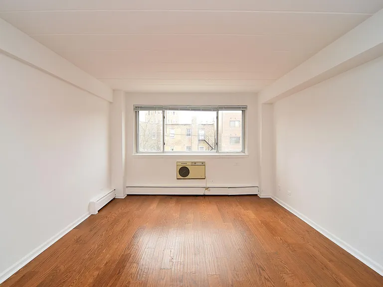5900 N Sheridan Road — Photo 19