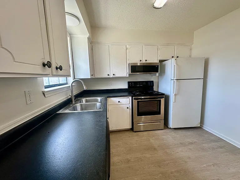 2612 Florence Mattison Dr #A — Photo 4