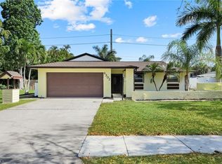 6302 Hofstra Ct W, Fort Myers, FL 33919