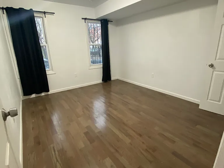 32 Dickerson St #1 — Photo 9