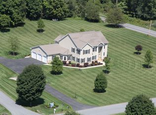 6 Oak Valley Way, Queensbury, NY 12804