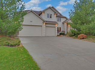 4945 Pine Ln, Eagan, MN 55123