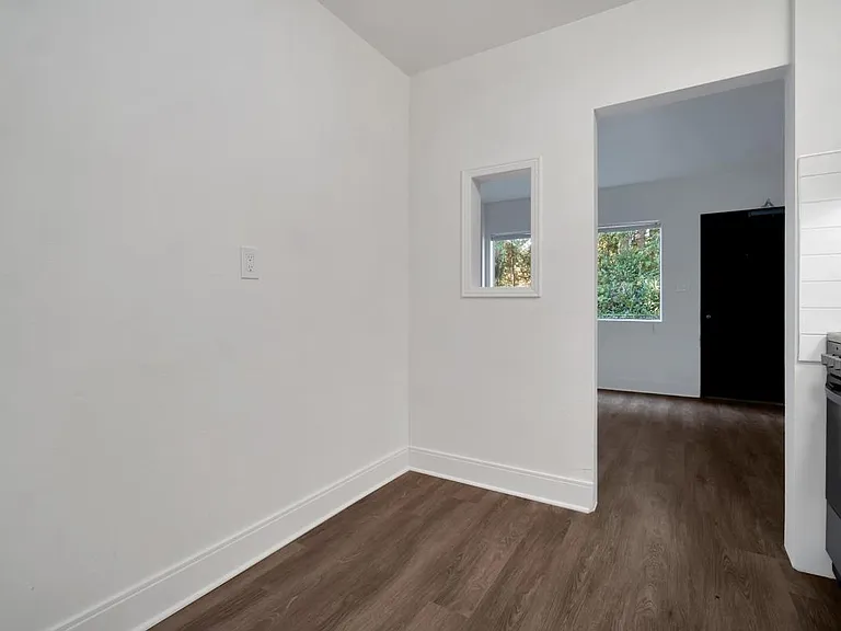 357-669 Millstone Ave #309 — Photo 12