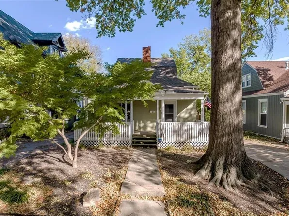 3135 McGee St, Kansas City, MO 64111