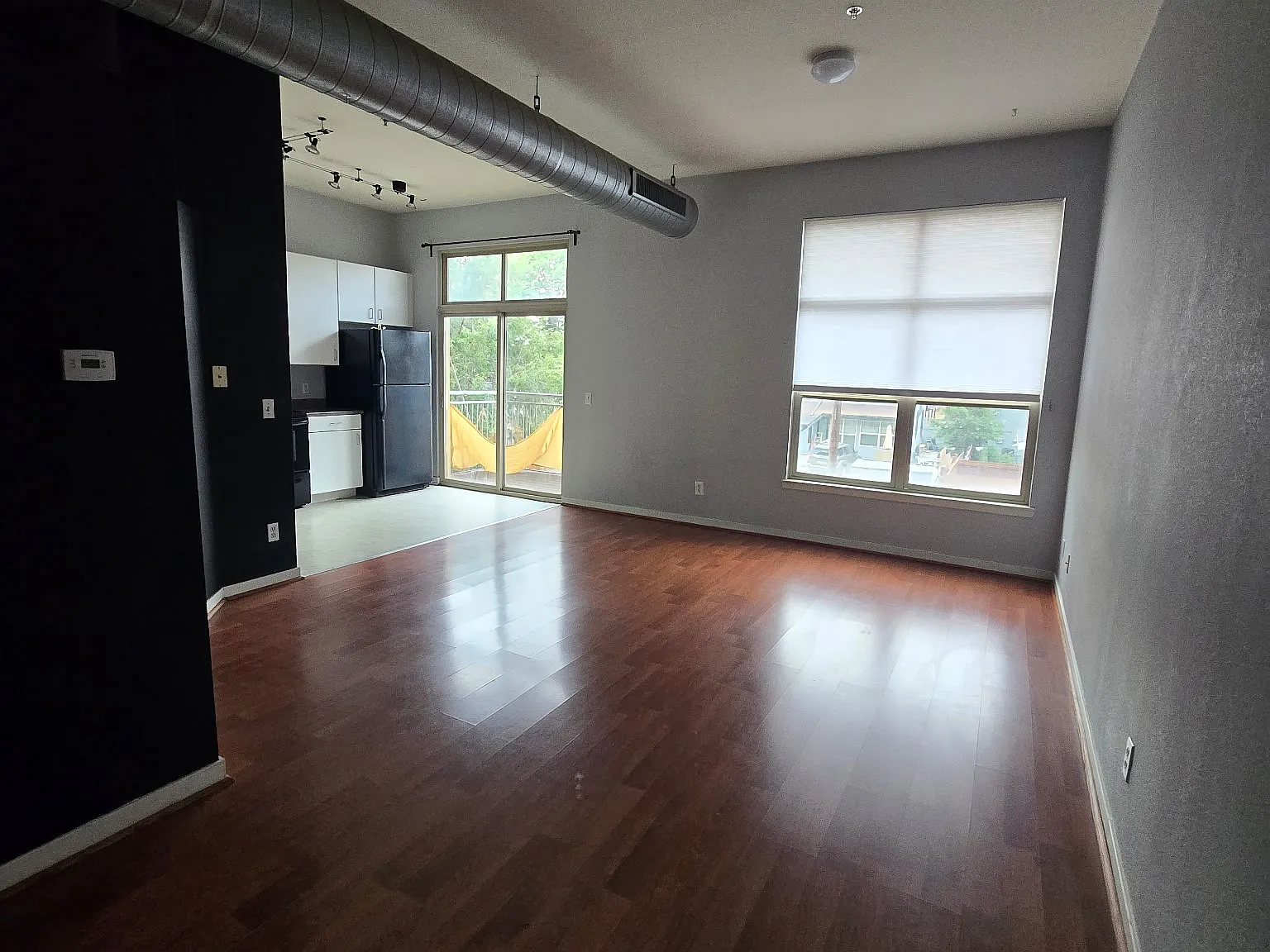 1 bed, 734 sqft, $1,500 — Photo 4