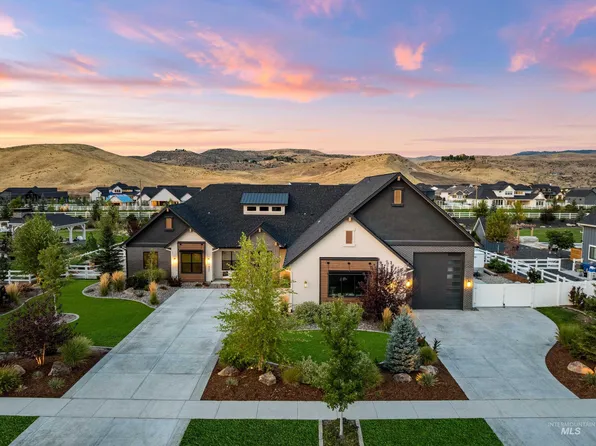 7940 W Mirror Pond Dr, Boise, ID 83714