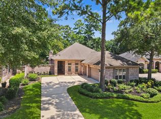22 N Castlegreen Cir, Spring, TX 77381