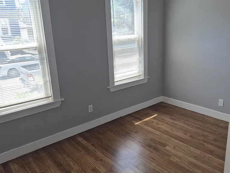 31 Mallon Rd #1-L — Photo 3