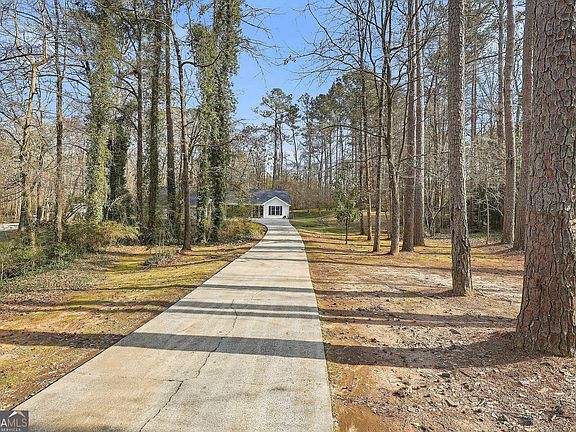 2nd image of 135 Spring Forest Way