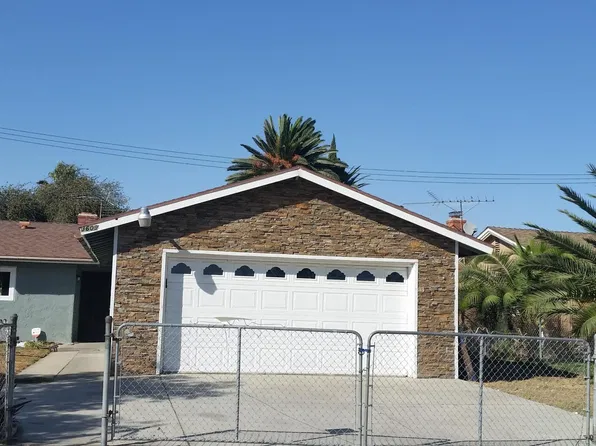 3609 Sunswept Ave, Santa Ana, CA 92703