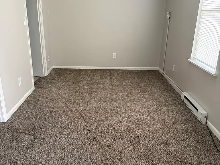490 Ashland Ter #1 — Photo 8