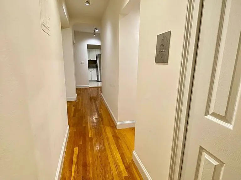 56 W 65th St #3E — Photo 8