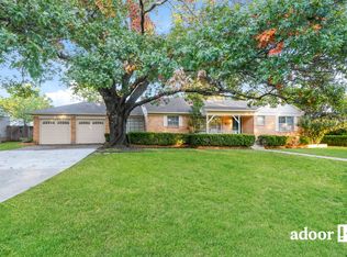 3921 Clayton Rd W, Fort Worth, TX 76116