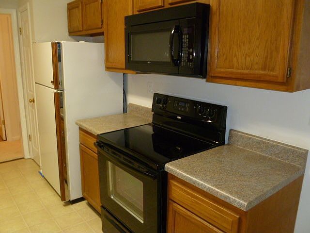 1st image of 4961 Newross Ct