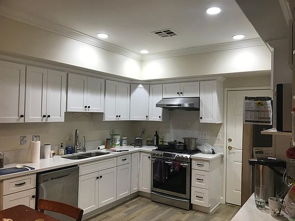 3rd image of 13350 Ramona Blvd