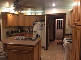 8891 Cedar Rd, Chesterland, OH 44026