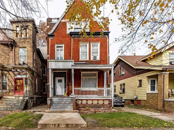 809 NE Perry Ave, Peoria, IL 61603